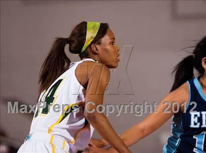 Thumbnail 2 in Alief Elsik vs Cypress Falls (UIL 5A Region 3 Final) photogallery.