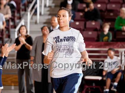 Thumbnail 2 in Alief Elsik vs Cypress Falls (UIL 5A Region 3 Final) photogallery.