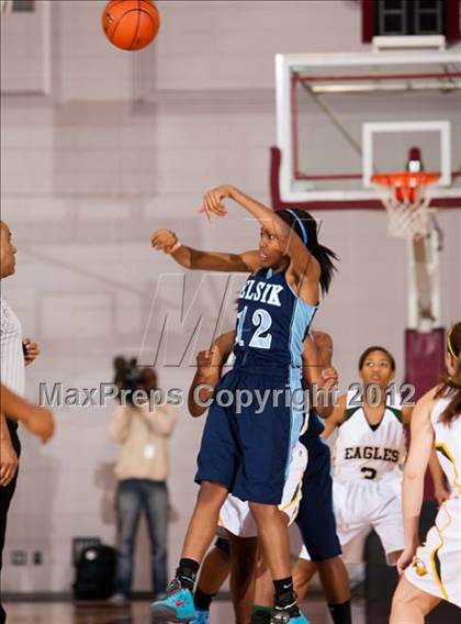 Thumbnail 2 in Alief Elsik vs Cypress Falls (UIL 5A Region 3 Final) photogallery.
