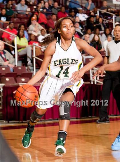 Thumbnail 3 in Alief Elsik vs Cypress Falls (UIL 5A Region 3 Final) photogallery.