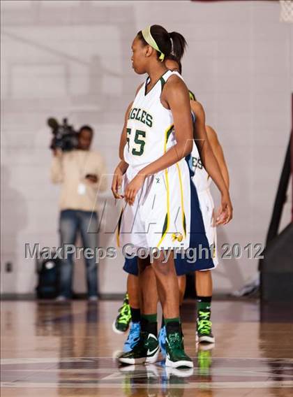 Thumbnail 3 in Alief Elsik vs Cypress Falls (UIL 5A Region 3 Final) photogallery.