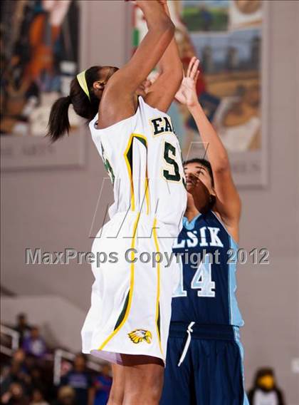 Thumbnail 3 in Alief Elsik vs Cypress Falls (UIL 5A Region 3 Final) photogallery.