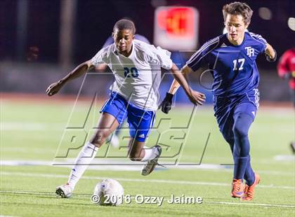 Thumbnail 1 in Jay (John) vs. Roosevelt (Theodore) photogallery.