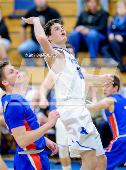 Thumbnail 3 in Folsom @ Rocklin photogallery.