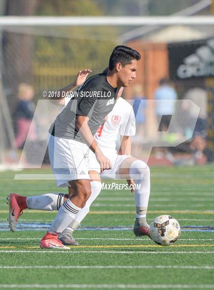 Thumbnail 3 in Redondo Union vs Cerritos (Marina Tournament) photogallery.