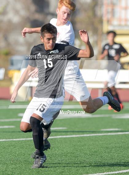 Thumbnail 3 in Redondo Union vs Cerritos (Marina Tournament) photogallery.