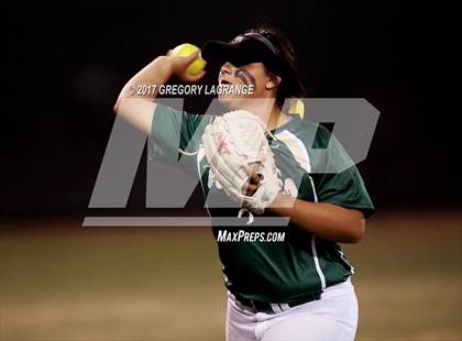 Thumbnail 3 in Ryan vs Birdville photogallery.