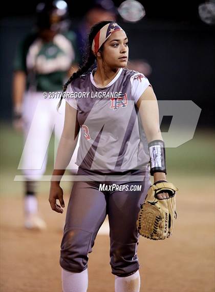Thumbnail 3 in Ryan vs Birdville photogallery.