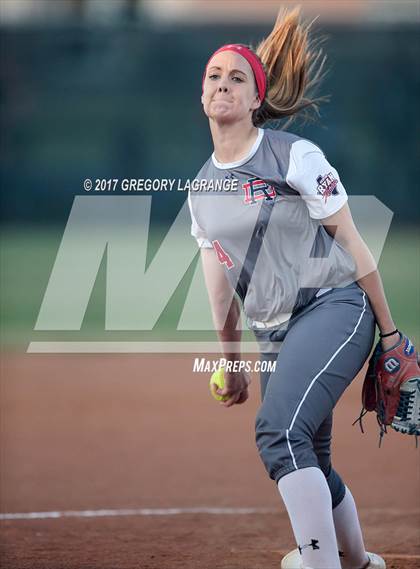 Thumbnail 1 in Ryan vs Birdville photogallery.