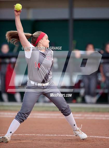 Thumbnail 1 in Ryan vs Birdville photogallery.