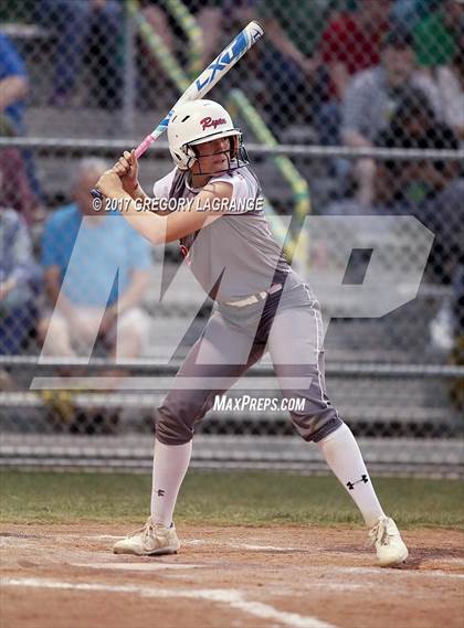 Thumbnail 1 in Ryan vs Birdville photogallery.