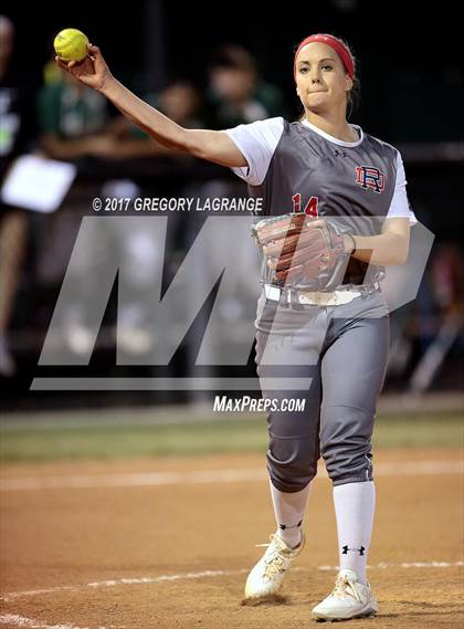 Thumbnail 3 in Ryan vs Birdville photogallery.