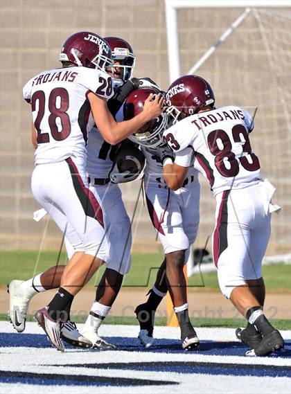 Thumbnail 2 in DeSoto vs. Jenks (Southwest Showcase) photogallery.