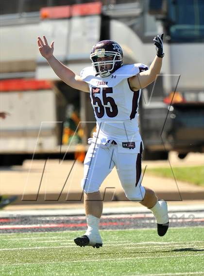 Thumbnail 1 in DeSoto vs. Jenks (Southwest Showcase) photogallery.