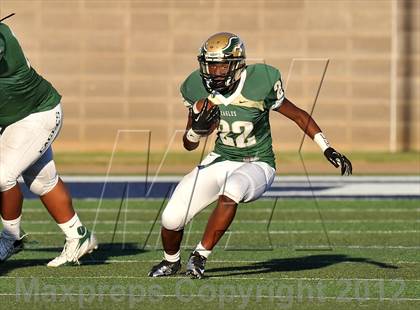 Thumbnail 1 in DeSoto vs. Jenks (Southwest Showcase) photogallery.