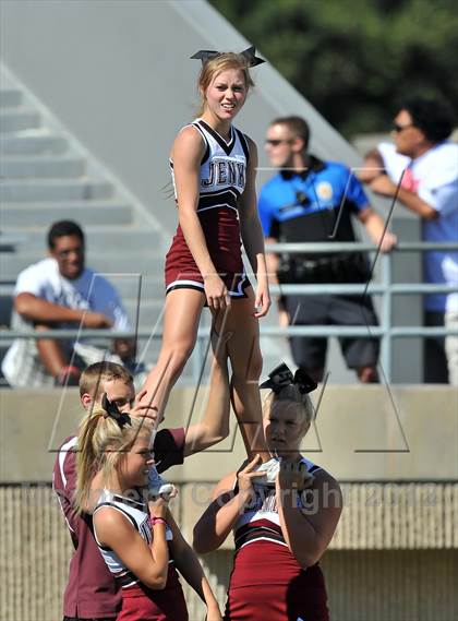 Thumbnail 2 in DeSoto vs. Jenks (Southwest Showcase) photogallery.