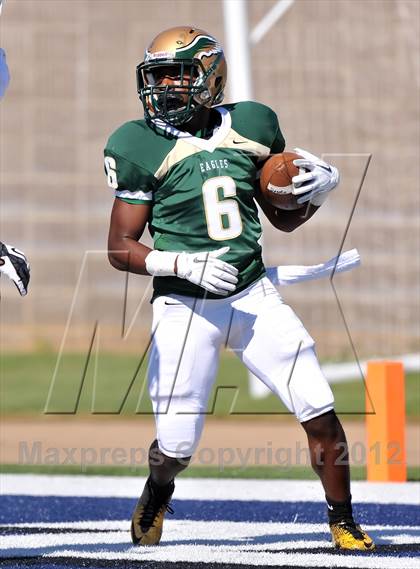 Thumbnail 2 in DeSoto vs. Jenks (Southwest Showcase) photogallery.