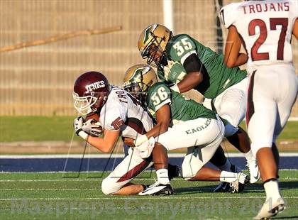 Thumbnail 2 in DeSoto vs. Jenks (Southwest Showcase) photogallery.