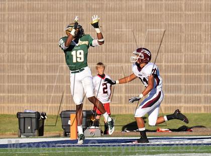 Thumbnail 2 in DeSoto vs. Jenks (Southwest Showcase) photogallery.