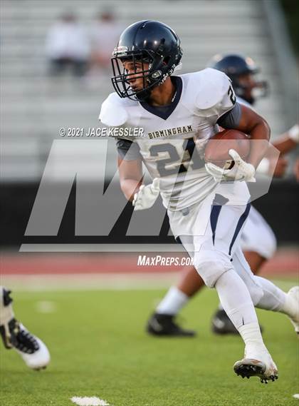 Thumbnail 1 in Birmingham @ Calabasas photogallery.