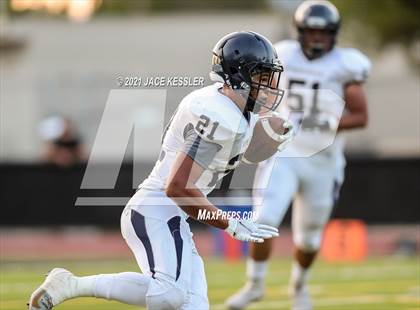 Thumbnail 2 in Birmingham @ Calabasas photogallery.