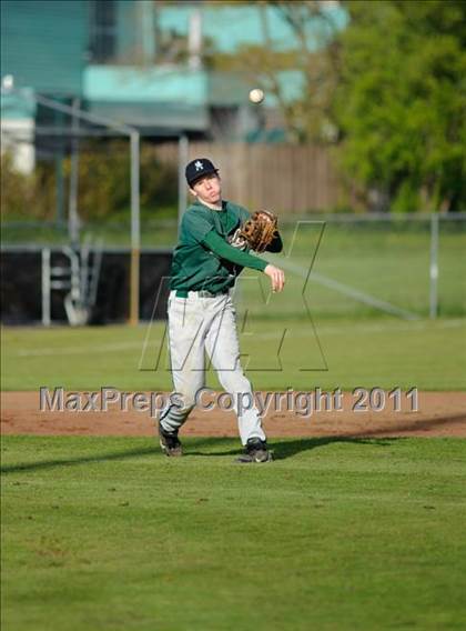 Thumbnail 2 in Sheldon vs. Thurston photogallery.