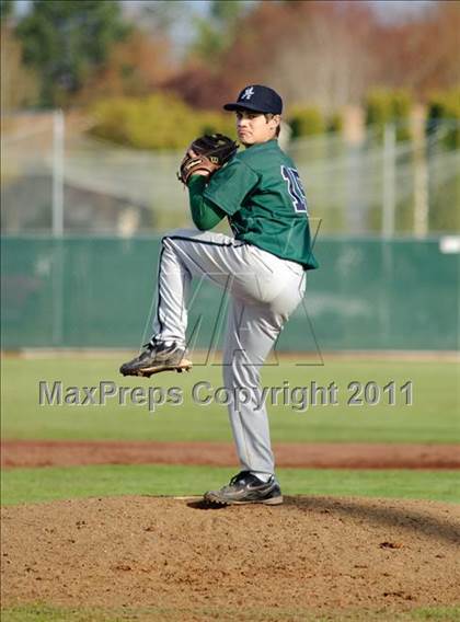 Thumbnail 2 in Sheldon vs. Thurston photogallery.