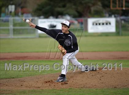 Thumbnail 2 in Sheldon vs. Thurston photogallery.