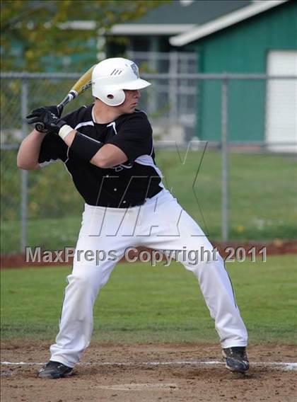 Thumbnail 3 in Sheldon vs. Thurston photogallery.