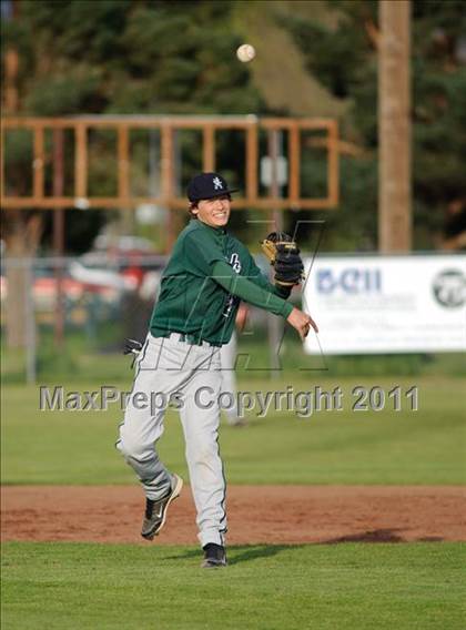 Thumbnail 2 in Sheldon vs. Thurston photogallery.