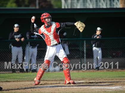 Thumbnail 3 in Sheldon vs. Thurston photogallery.