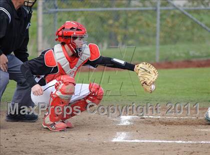 Thumbnail 2 in Sheldon vs. Thurston photogallery.