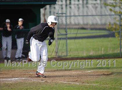 Thumbnail 3 in Sheldon vs. Thurston photogallery.