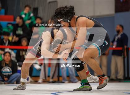 Thumbnail 2 in NIAA 4A Round 1 photogallery.