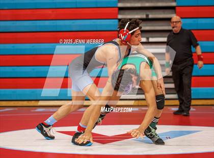 Thumbnail 1 in NIAA 4A Round 1 photogallery.