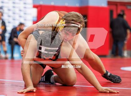 Thumbnail 1 in NIAA 4A Round 1 photogallery.