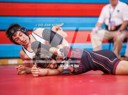 Thumbnail 1 in NIAA 4A Round 1 photogallery.