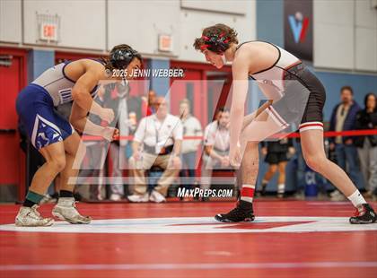 Thumbnail 1 in NIAA 4A Round 1 photogallery.