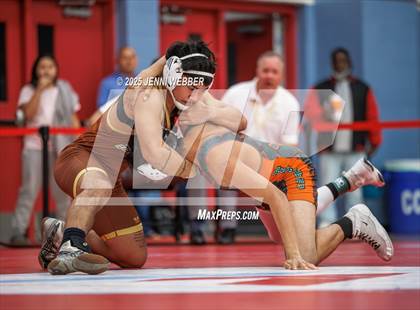 Thumbnail 2 in NIAA 4A Round 1 photogallery.