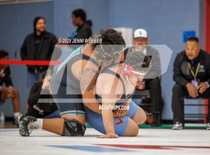 Thumbnail 1 in NIAA 4A Round 1 photogallery.