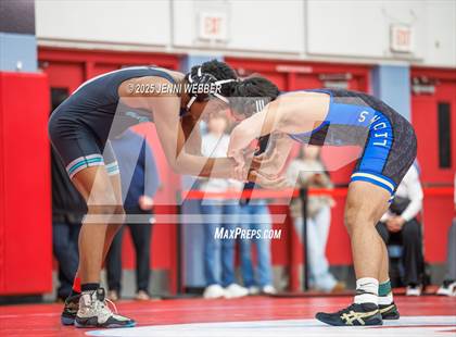Thumbnail 1 in NIAA 4A Round 1 photogallery.