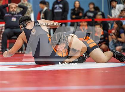 Thumbnail 2 in NIAA 4A Round 1 photogallery.