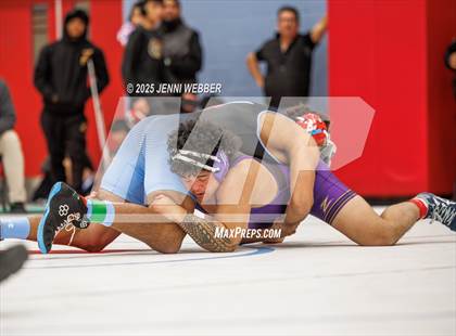 Thumbnail 1 in NIAA 4A Round 1 photogallery.