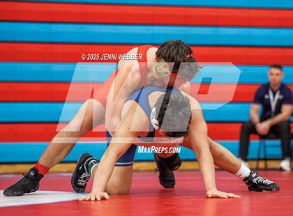 Thumbnail 1 in NIAA 4A Round 1 photogallery.