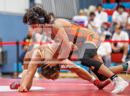 Thumbnail 3 in NIAA 4A Round 1 photogallery.