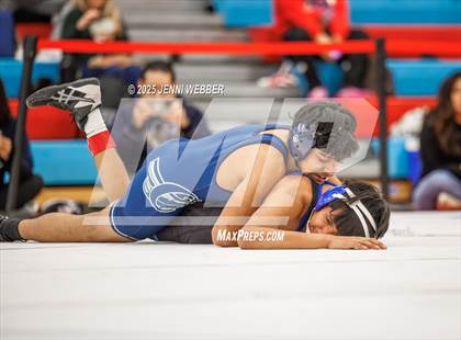 Thumbnail 2 in NIAA 4A Round 1 photogallery.