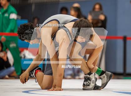 Thumbnail 1 in NIAA 4A Round 1 photogallery.