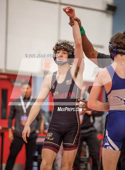 Thumbnail 3 in NIAA 4A Round 1 photogallery.
