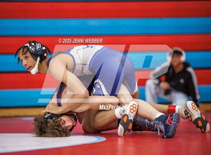 Thumbnail 3 in NIAA 4A Round 1 photogallery.