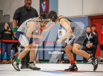 Thumbnail 2 in NIAA 4A Round 1 photogallery.